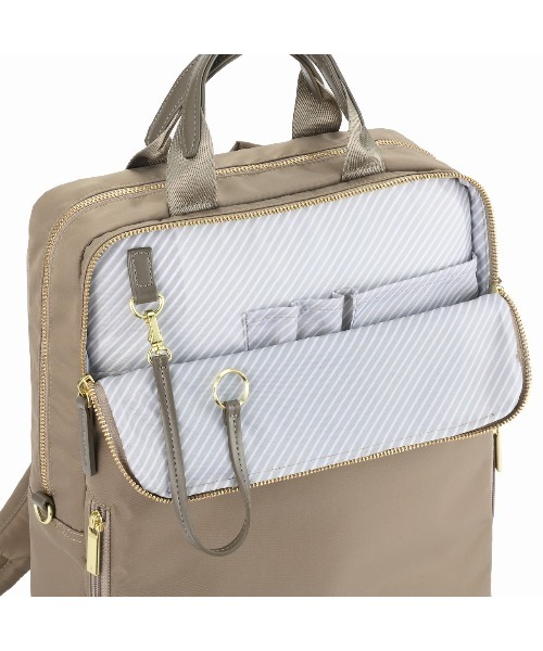 ace.(エース)の「【ace. GENE/エースジーン】 フィッテム ビジネスリュック 15L レディースビジネス A4(バックパック/リュック・レディース・チャコール/ベージュ/ブラック/ネイビー・FREE)」の9枚目の写真