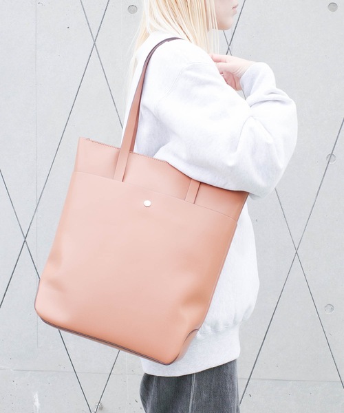 Legato Largo(レガートラルゴ)の「Legato Largo / かるいかばんPC収納付縦型トート / LG-P0120(トートバッグ・レディース・ブルー系その他/アイボリー/キャメル/ベージュ系その他/ブラック/ダークブラウン/ラベンダー/オリーブ/ベージュ・ONESIZE)」の9枚目の写真
