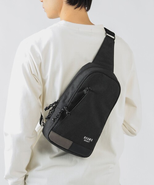 BEAMS HEART(ビームスハート)の「ポリエステル 杢素材 配色 切替 ショルダーバッグ【ユニセックス】(ショルダーバッグ・メンズ・チャコールグレー/ブラック・ONE SIZE)」の3枚目の写真
