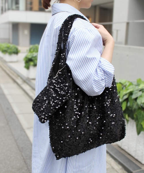 Anthe(アンテ)の「【Anthe】 / ポーチ付きスパンコールマルシェBAG / ant-000023(ショルダーバッグ・レディース・ブラック/シルバー・ONESIZE)」の7枚目の写真
