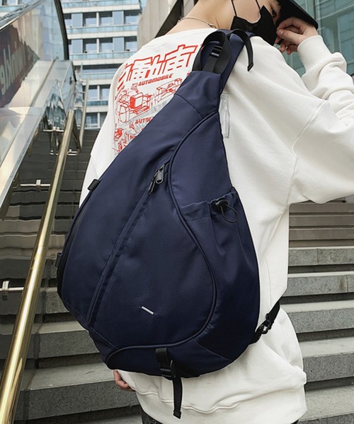 Lilamusant(リラミュゾン)の「【RS】【Lilamusant(リラミュゾン)】ワンショルダーナイロンボディバッグ ショルダーバッグ スポーティー Y2K 韓国ストリート(ボディバッグ/ウエストポーチ・レディース・カーキ/ネイビー/ブラック/グレー・FREE)」の12枚目の写真