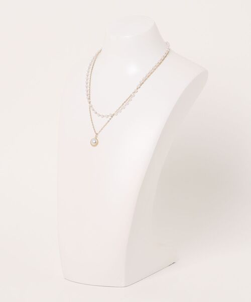 mysty woman（ミスティウーマン）の「パール2重ネックレス  453141（ネックレス・レディース・ゴールド・FREE）」の2枚目の写真
