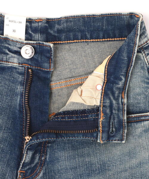 B'2nd（ビーセカンド）の「SURT（サート）Damage Wide Pants（デニムパンツ・レディース・ブルー・S/M/XS）」の3枚目の写真