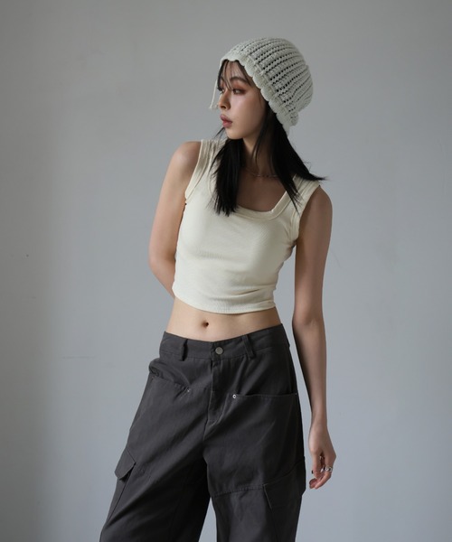 Ulysses(ユリシス)の「【ブラトップ】カップ付きスクエアネックタンクトップ(タンクトップ・レディース・ブラック/グレー/オフホワイト/グリーン/ブラウン・M/L)」の12枚目の写真