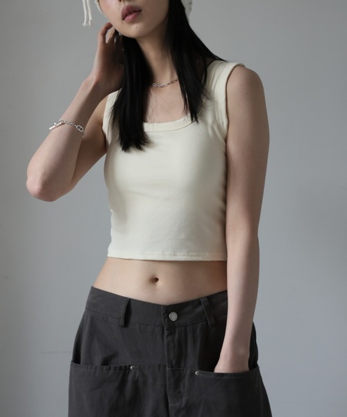 Ulysses(ユリシス)の「【ブラトップ】カップ付きスクエアネックタンクトップ(タンクトップ・レディース・ブラック/グレー/オフホワイト/グリーン/ブラウン・M/L)」の18枚目の写真