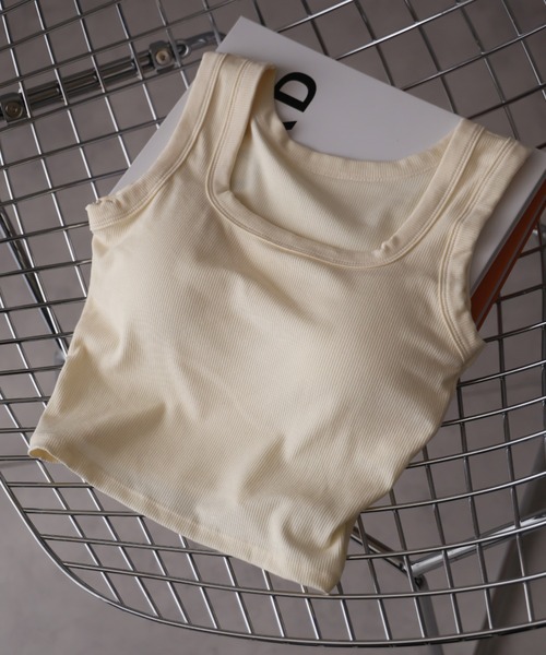 Ulysses(ユリシス)の「【ブラトップ】カップ付きスクエアネックタンクトップ(タンクトップ・レディース・ブラック/グレー/オフホワイト/グリーン/ブラウン・M/L)」の22枚目の写真