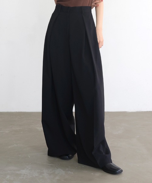 hellam（へラム）の「クレープ タックワイドパンツ（その他パンツ・レディース・グレー/アイボリー/ブラック/グレイッシュベージュ・FREE）」の15枚目の写真