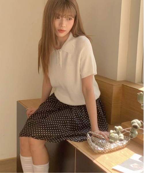 FINEnough(ファインナフ)の「鹿の子編みニットスキッパーポロ(ニット/セーター・レディース・イエロー/ホワイト/ピンク/グレー/ブルー・FREE)」の2枚目の写真