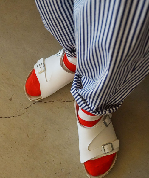 JOURNAL STANDARD LUXE（ジャーナルスタンダード　ラックス）の「COTTON BORDER SOCKS（ソックス/靴下・レディース・ブラック/レッド/グレー/バーガンディー/コバルトブルー・FREE）」の2枚目の写真