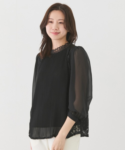 Jayro(ジャイロ)の「レースプリーツハイネックプルオーバー(シャツ/ブラウス・レディース・ホワイト/ラベンダー/ブラック/サックスブルー/グレー・M)」の2枚目の写真