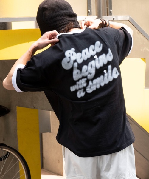 WEGO(ウィゴー)の「WEGO/アクセ付きリンガーグラフィックT(Tシャツ/カットソー・メンズ・ブラック/アッシュグレー/ホワイト・LARGE/MEDIUM)」の3枚目の写真