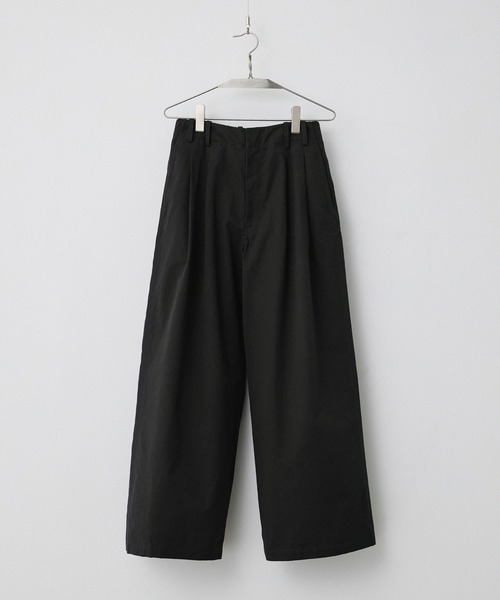 WYM LIDNM(ウィム バイ リドム)の「HIGH COUNT COTTON WIDE FLARE SLACKS(スラックス・メンズ・チャコールグレー/オリーブ系・S/M/L)」の18枚目の写真
