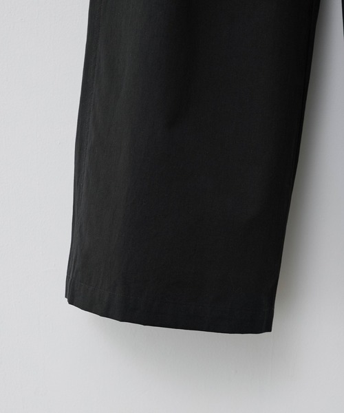 WYM LIDNM(ウィム バイ リドム)の「HIGH COUNT COTTON WIDE FLARE SLACKS(スラックス・メンズ・チャコールグレー/オリーブ系・S/M/L)」の22枚目の写真