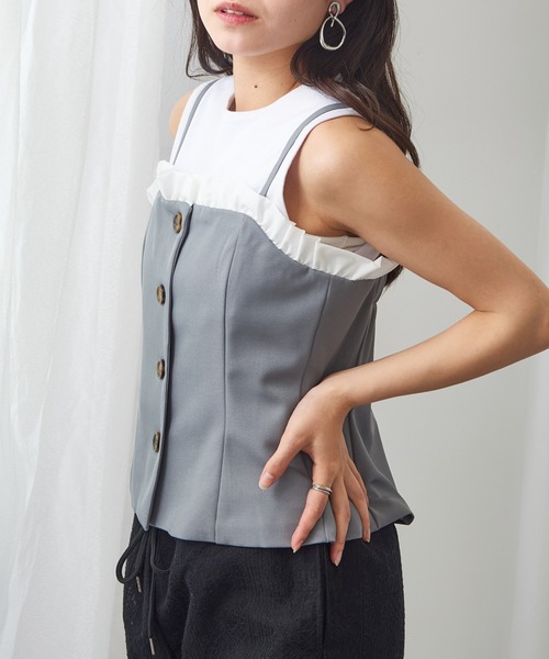 MAGASIN DE MODE Chou Chou（マガジンデモードシュシュ）の「【MAGASIN DE MODE Chou Chou】リネンタッチ×T/Cブロード フリル付きビスチェ XNN（キャミソール・レディース・グレー/ブラック/ライトベージュ・FREE）」の10枚目の写真