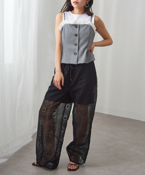 MAGASIN DE MODE Chou Chou（マガジンデモードシュシュ）の「【MAGASIN DE MODE Chou Chou】リネンタッチ×T/Cブロード フリル付きビスチェ XNN（キャミソール・レディース・グレー/ブラック/ライトベージュ・FREE）」の13枚目の写真