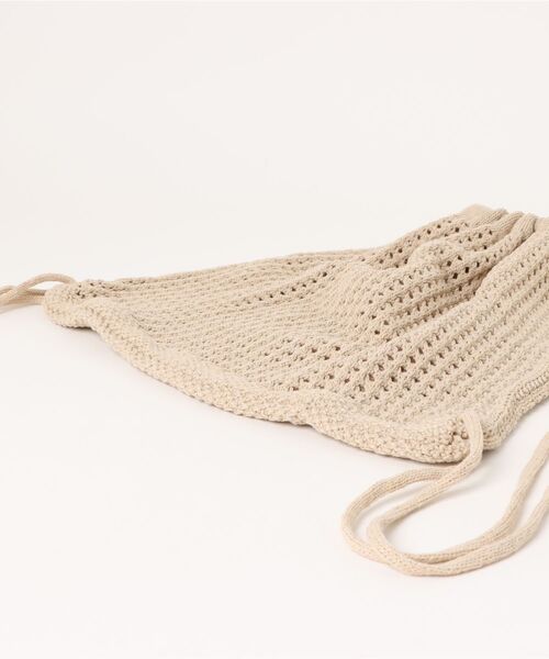 ammy.（エイミードット）の「【 ammy. / エイミードット 】  ナチュラル クロシェ編み ナップサック（バックパック/リュック・レディース・アイボリー/ベージュ・FREE）」の6枚目の写真