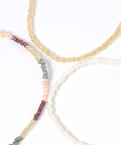 studio CLIP(スタディオクリップ)の「【daily CLIP】3連ビーズブレスレット(ブレスレット・レディース・ブラック/ホワイト/ブルー/ピンク・FREE)」の5枚目の写真