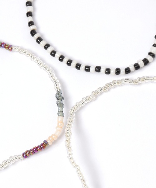 studio CLIP(スタディオクリップ)の「【daily CLIP】3連ビーズブレスレット(ブレスレット・レディース・ブラック/ホワイト/ブルー/ピンク・FREE)」の6枚目の写真