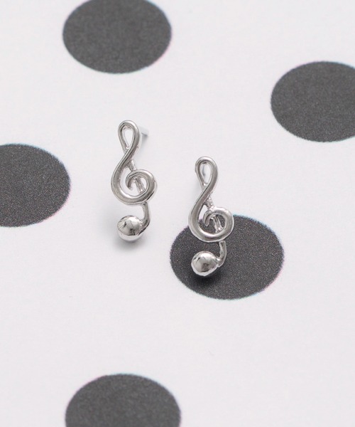 TONE SELECT GOODS(トーンセレクトグッズ)の「【Peony/ピオニー】/ワンタッチ 音符モチーフピアス(ピアス(両耳用)・レディース・ゴールド/シルバー・FREE)」の2枚目の写真