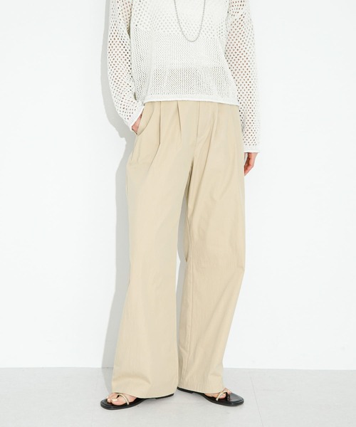 URBAN RESEARCH Sonny Label（アーバンリサーチサニーレーベル）の「ワイドストレートアジャストタックパンツ（その他パンツ・レディース・ベージュ/ブラック・36/38）」の11枚目の写真