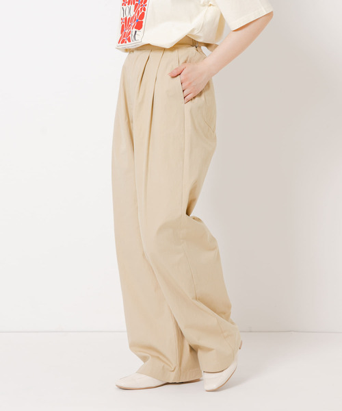 URBAN RESEARCH Sonny Label（アーバンリサーチサニーレーベル）の「ワイドストレートアジャストタックパンツ（その他パンツ・レディース・ベージュ/ブラック・36/38）」の22枚目の写真