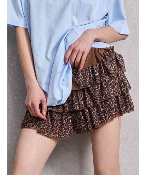 GYDA（ジェイダ）の「Mix material フリルデザインショートパンツ（その他パンツ・レディース・オフホワイト/ブラック/その他1・FREE）」の3枚目の写真