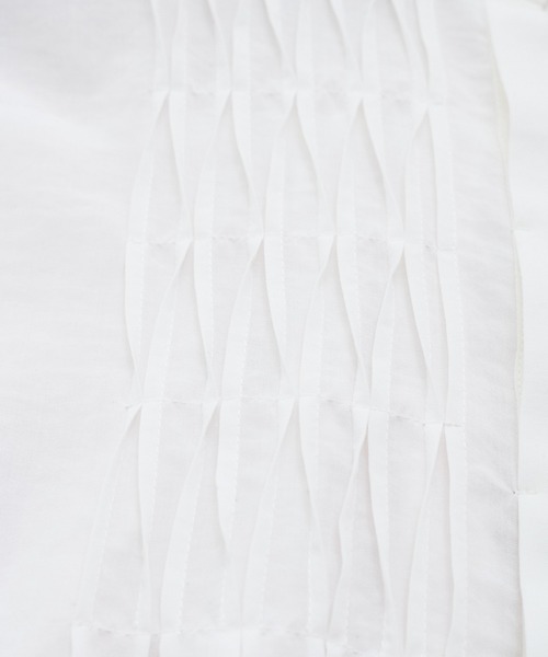 VIS(ビス)の「【接触冷感/洗える】気流染めスモッキングブラウス(シャツ/ブラウス・レディース・サックスブルー/ブラック/ピンク/オフホワイト/イエロー・FREE)」の20枚目の写真