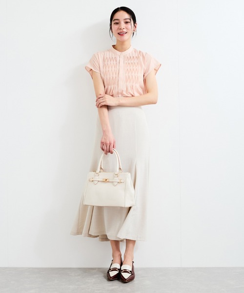 VIS(ビス)の「【接触冷感/洗える】気流染めスモッキングブラウス(シャツ/ブラウス・レディース・サックスブルー/ブラック/ピンク/オフホワイト/イエロー・FREE)」の14枚目の写真