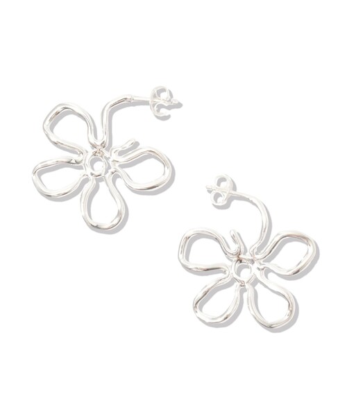 TOMORROWLAND (トゥモローランド)の「Kara Yoo FLORA HOOPS MEDIUM ピアス(ピアス(両耳用)・レディース・シルバー/ゴールド・FREE)」の2枚目の写真