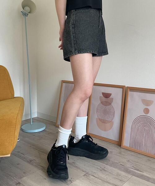 WEGO(ウィゴー)の「WEGO/デニムショートパンツ(デニムパンツ・レディース・ブラック/ブラック系その他/コバルトブルー/ライトインディゴブルー・X-SMALL/SMALL/MEDIUM/LARGE)」の13枚目の写真