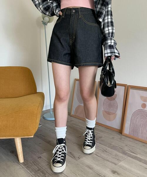 WEGO(ウィゴー)の「WEGO/デニムショートパンツ(デニムパンツ・レディース・ブラック/ブラック系その他/コバルトブルー/ライトインディゴブルー・X-SMALL/SMALL/MEDIUM/LARGE)」の11枚目の写真