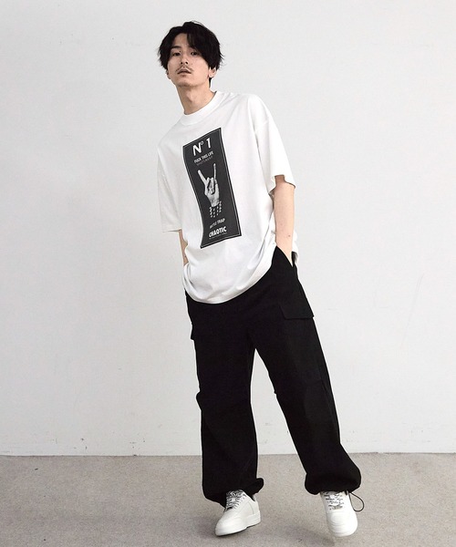 RATTLE TRAP(ラトルトラップ)の「【CHAOTIC】別注メロイックサインプリントオーバーサイズTシャツ(Tシャツ/カットソー・メンズ・ブラック/ホワイト・M/L/LL)」の7枚目の写真