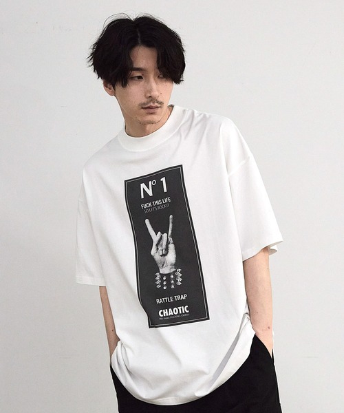 RATTLE TRAP(ラトルトラップ)の「【CHAOTIC】別注メロイックサインプリントオーバーサイズTシャツ(Tシャツ/カットソー・メンズ・ブラック/ホワイト・M/L/LL)」の12枚目の写真