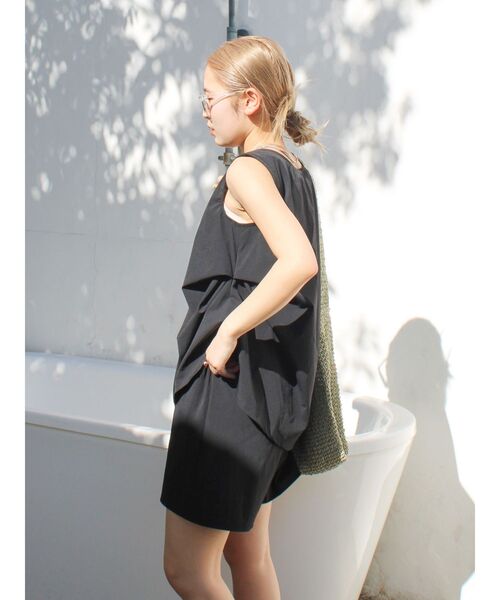 Ungrid（アングリッド）の「【SWIM WEAR】Hazel（水着・レディース・アイボリー/ブラック・FREE）」の4枚目の写真