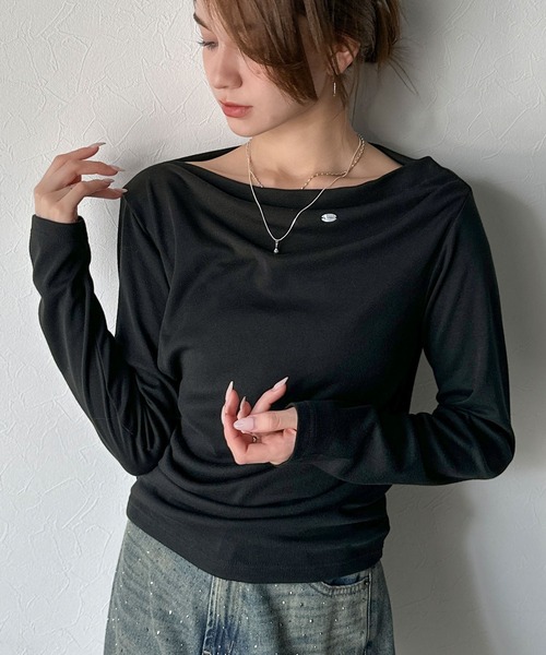 mily bilet(ミウィビレット)の「【mily bilet】アシメデザインで美しく。シェルボタン使いドレープカットソー(長袖)(Tシャツ/カットソー・レディース・ブラック/アイボリー/レッド/オートミール・LARGE/MEDIUM/SMALL/X-LARGE)」の13枚目の写真