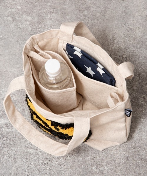 AND PACKABLE（アンドパッカブル）の「AND PACKABLE キャットフェイス ミニトートバッグ（トートバッグ・レディース・グレー/ホワイト系その他/ブラウン・FREE）」の4枚目の写真