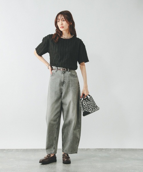 GLOBAL WORK（グローバルワーク）の「Beauteeジャガードプルオーバー半袖/455461（Tシャツ/カットソー・レディース・グレイッシュブルー/アイボリー/ブラック/ダークブラウン/グレイッシュベージュ・MEDIUM/LARGE）」の6枚目の写真