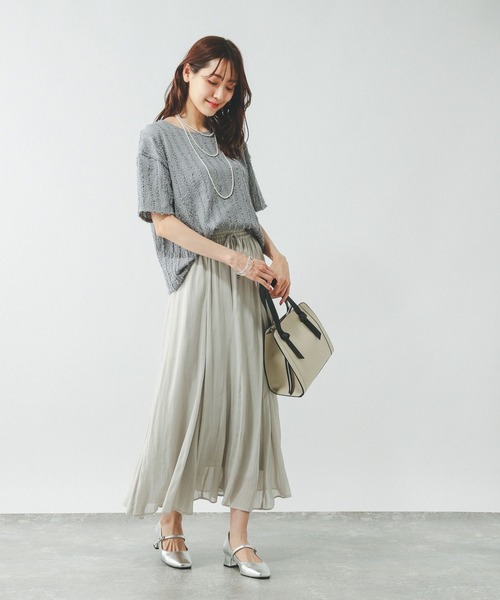 GLOBAL WORK（グローバルワーク）の「Beauteeジャガードプルオーバー半袖/455461（Tシャツ/カットソー・レディース・グレイッシュブルー/アイボリー/ブラック/ダークブラウン/グレイッシュベージュ・MEDIUM/LARGE）」の15枚目の写真