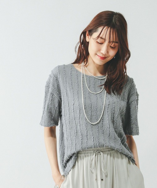 GLOBAL WORK（グローバルワーク）の「Beauteeジャガードプルオーバー半袖/455461（Tシャツ/カットソー・レディース・グレイッシュブルー/アイボリー/ブラック/ダークブラウン/グレイッシュベージュ・MEDIUM/LARGE）」の16枚目の写真