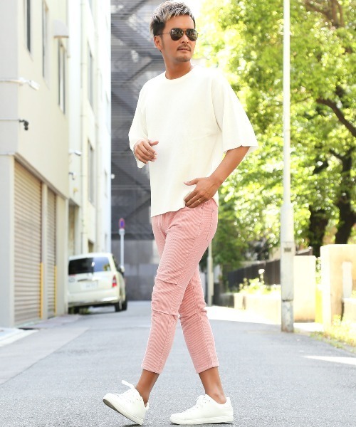 LUXSTYLE(ラグスタイル)の「コーデュロイタック入りクロップドパンツ(その他パンツ・メンズ・ピンク/グレイッシュベージュ/ライトベージュ/ネイビー・XL/L/M/S)」の12枚目の写真
