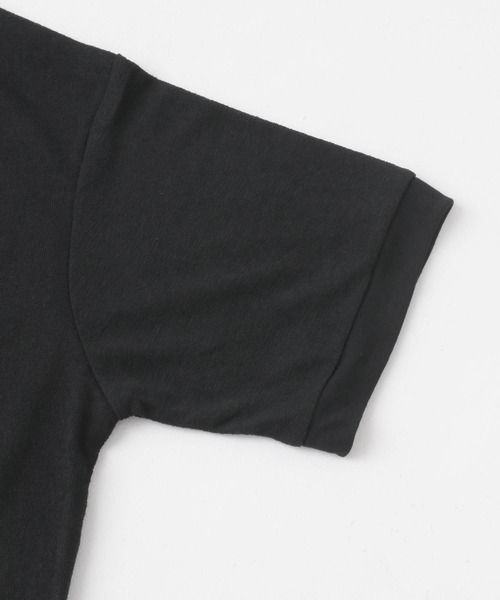 ITEMS URBANRESEARCH（アイテムズ アーバンリサーチ）の「クレープジョーゼットポロシャツ（ポロシャツ・メンズ・カーキ/ブラック/チャコールグレー・MEDIUM/LARGE）」の22枚目の写真