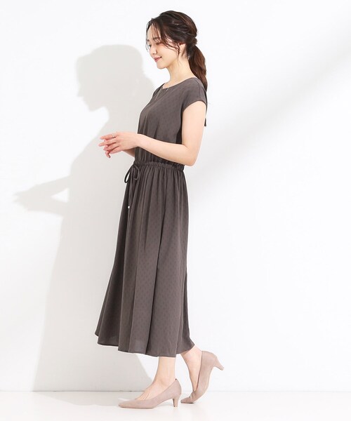 DRESKIP（ドレスキップ）の「【S-LL】さらりと1枚で決まる ジャカードワンピース（ワンピース・レディース・ネイビー/ライトオレンジ系/ブラウン系その他・01/02/03/04）」の10枚目の写真