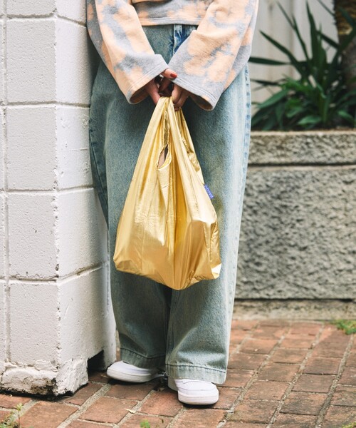 BAGGU（バグー）の「BAGGU/バグゥ BABY BAGGU メタリック ナイロン ベイビーバグゥメタリック（エコバッグ/サブバッグ・レディース・シルバー/ゴールド/ピンク・ONE SIZE）」の11枚目の写真