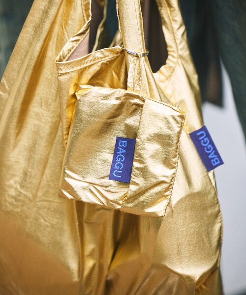 BAGGU（バグー）の「BAGGU/バグゥ BABY BAGGU メタリック ナイロン ベイビーバグゥメタリック（エコバッグ/サブバッグ・レディース・シルバー/ゴールド/ピンク・ONE SIZE）」の10枚目の写真