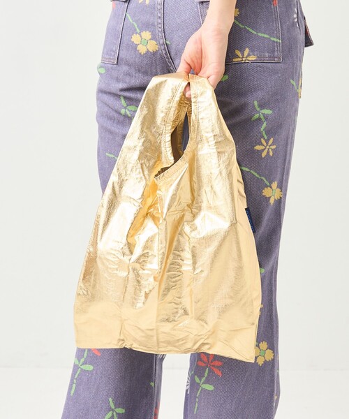 BAGGU（バグー）の「BAGGU/バグゥ BABY BAGGU メタリック ナイロン ベイビーバグゥメタリック（エコバッグ/サブバッグ・レディース・シルバー/ゴールド/ピンク・ONE SIZE）」の4枚目の写真