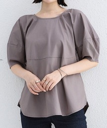 パフスリーブブラウス
