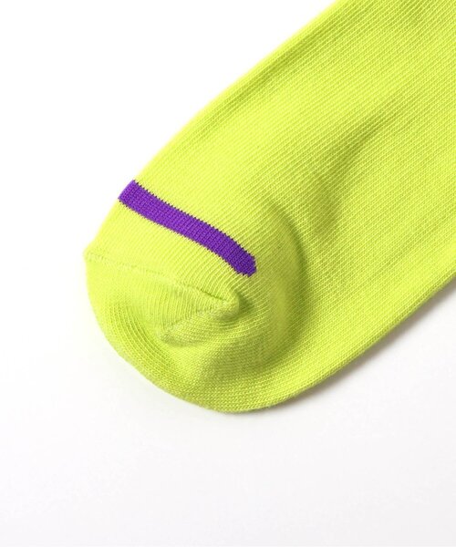 BREEZE(ブリーズ)の「お花・ファイヤーソックス(ソックス/靴下・キッズ・ライム/ブラック/アイボリー/ブルー・15 /18/21)」の8枚目の写真