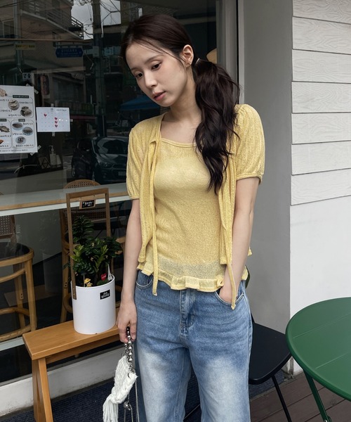 UNE MANSION（ユヌマンション）の「シースルーサマーニットパンチングフリルリボンカーディガン&キャミソールセット（ニット/セーター・レディース・ホワイト/レッド/ネイビー/イエロー・FREE）」の22枚目の写真