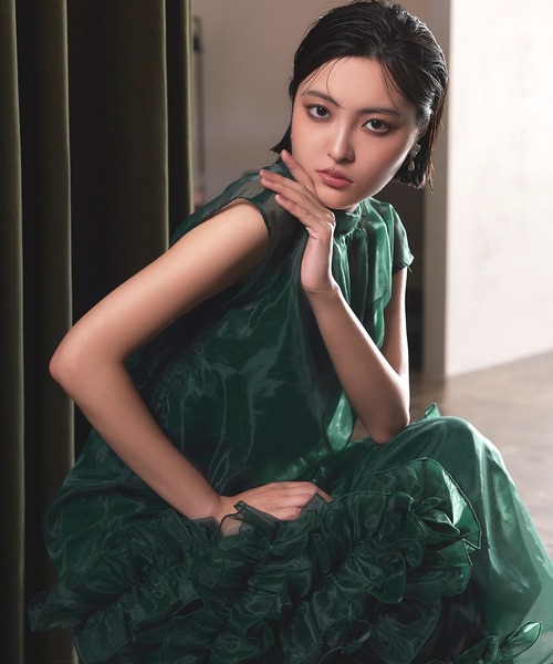 darial(ダリアル)の「【darial】organdy volume skirt dress オーガンジー ボリューム スカート ドレス お呼ばれ 結婚式 二次会 成人式 同窓会 セレモニードレス パーティドレス オケージョンドレス(ドレス・レディース・ブラック/ネイビー/グリーン・S/M)」の2枚目の写真