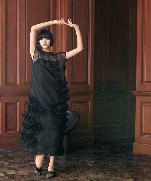 darial(ダリアル)の「【darial】organdy volume skirt dress オーガンジー ボリューム スカート ドレス お呼ばれ 結婚式 二次会 成人式 同窓会 セレモニードレス パーティドレス オケージョンドレス(ドレス・レディース・ブラック/ネイビー/グリーン・S/M)」の11枚目の写真